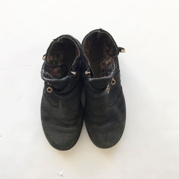 Primigi black leather motto short boots EUC size 31(13) - Picture 4 of 8